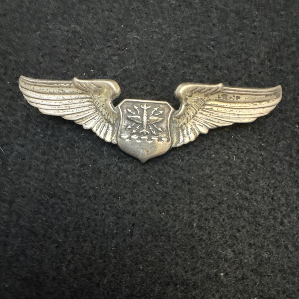 WWII - Korean War Sterling USAF Air Force Navigator Full Size 3 Inch Wings Badge